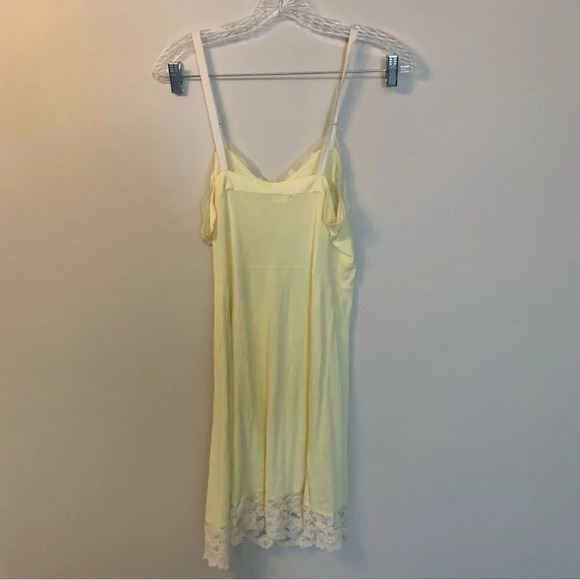 Vintage Primstyle Yellow Embroidered Chemise Lace - Picture 2 of 8
